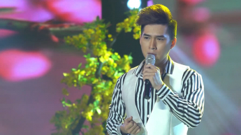 Gác nhỏ đêm xuân
